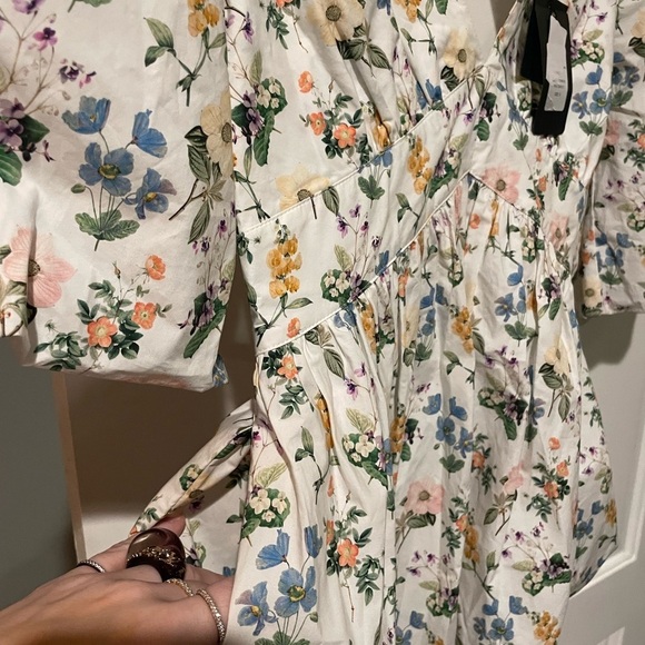 New! Marissa Webb Griffin Botanical Floral Open Back Blouse 🌼Small NWT! - Picture 10 of 11